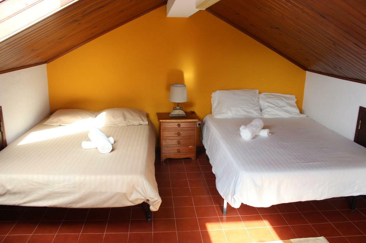 A Casa Da Foz Villa Nadadouro Ngoại thất bức ảnh